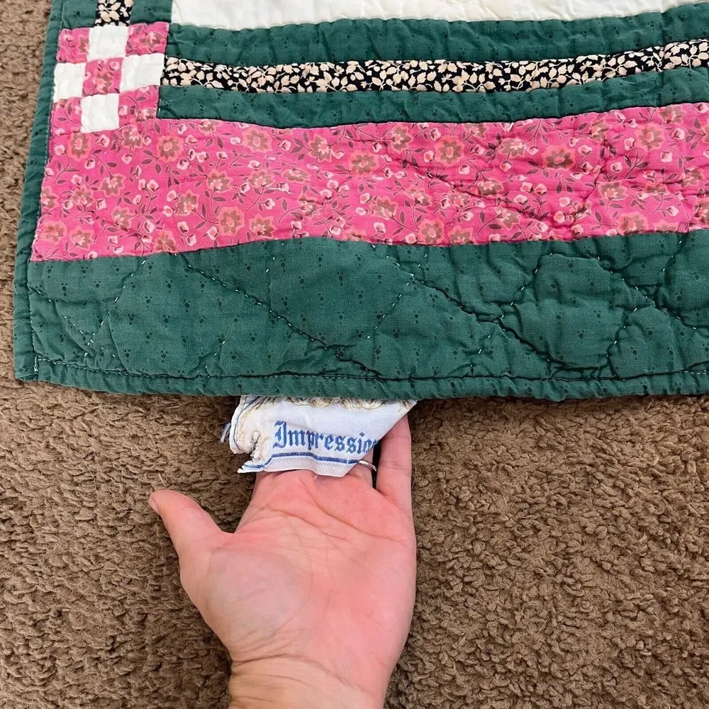 Vintage Impressions Green Floral Quilt Holiday Christmas Rips Stains 57.5" x 48" - Picture 3 of 14
